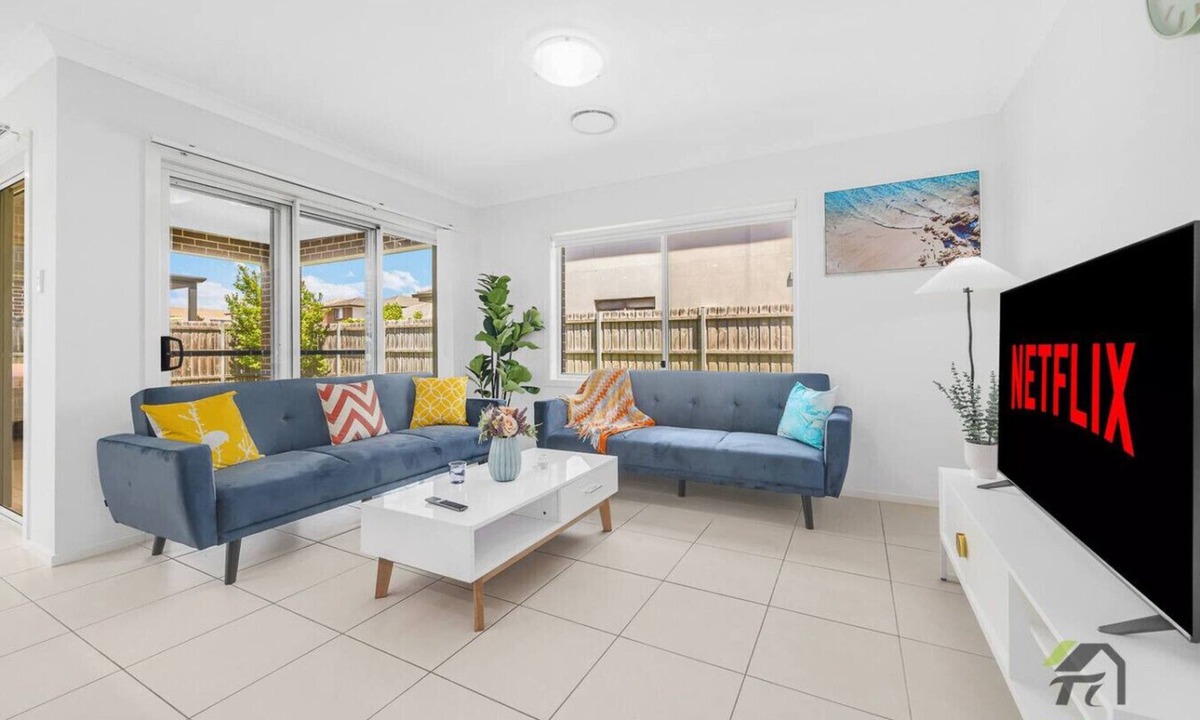 Schofields House | 五居 | 近Schofields站 直达悉尼大学 & Parramatta