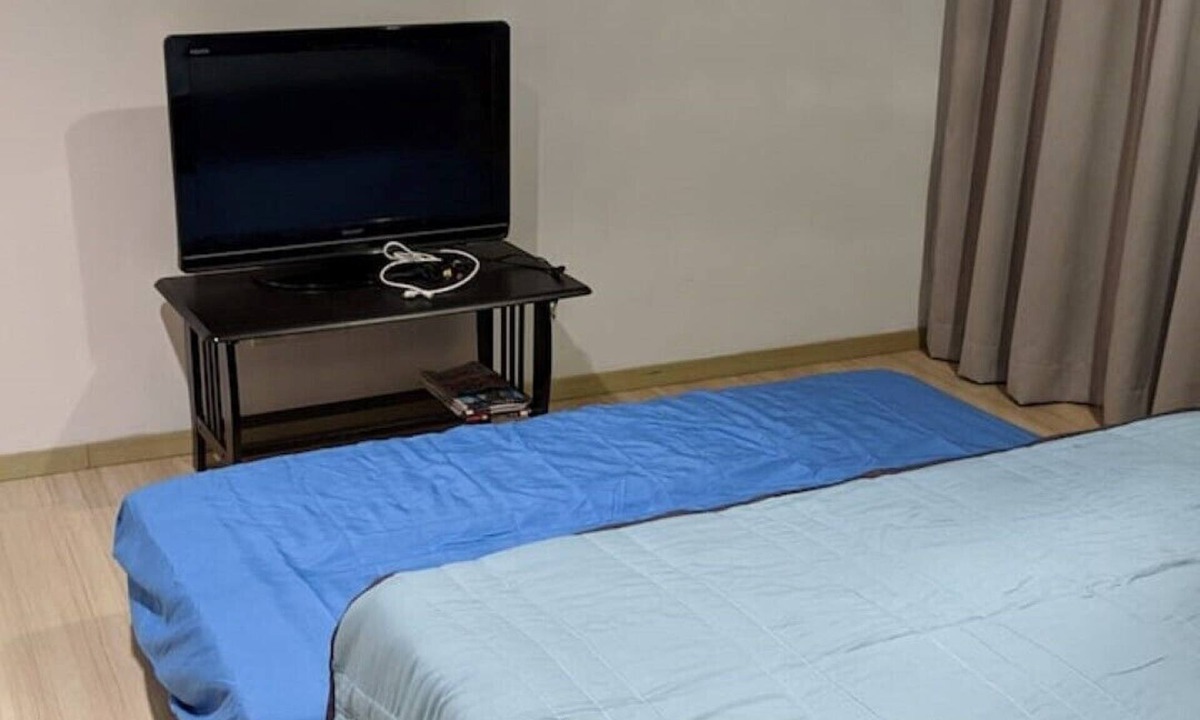 Tanjung Tokong Apartment | 118: Cosy 2-Bedroom Condo with Seaview