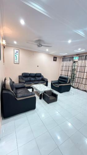 Seremban House | 1573 Guesthouse Seremban Jaya Homestay