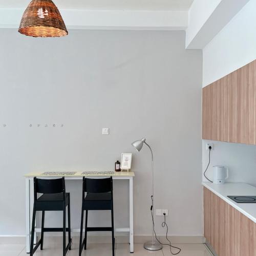 Taman Mount Austin Apartment | 19# Cozy Muji Home with Wifi - Mount Austin, JB