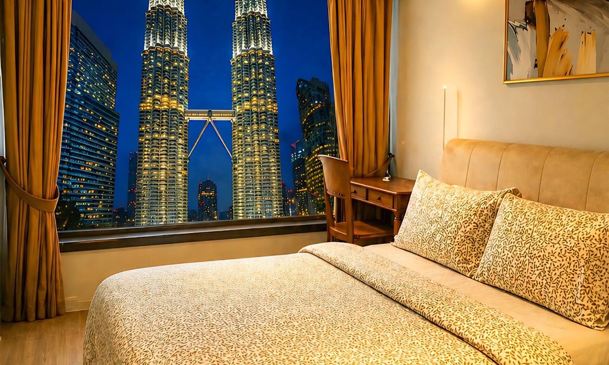 Golden Triangle Apartment | 1Min to Pavilion Bukit Bintang KLCC Connected By Sky Bridge Large CozyApartment