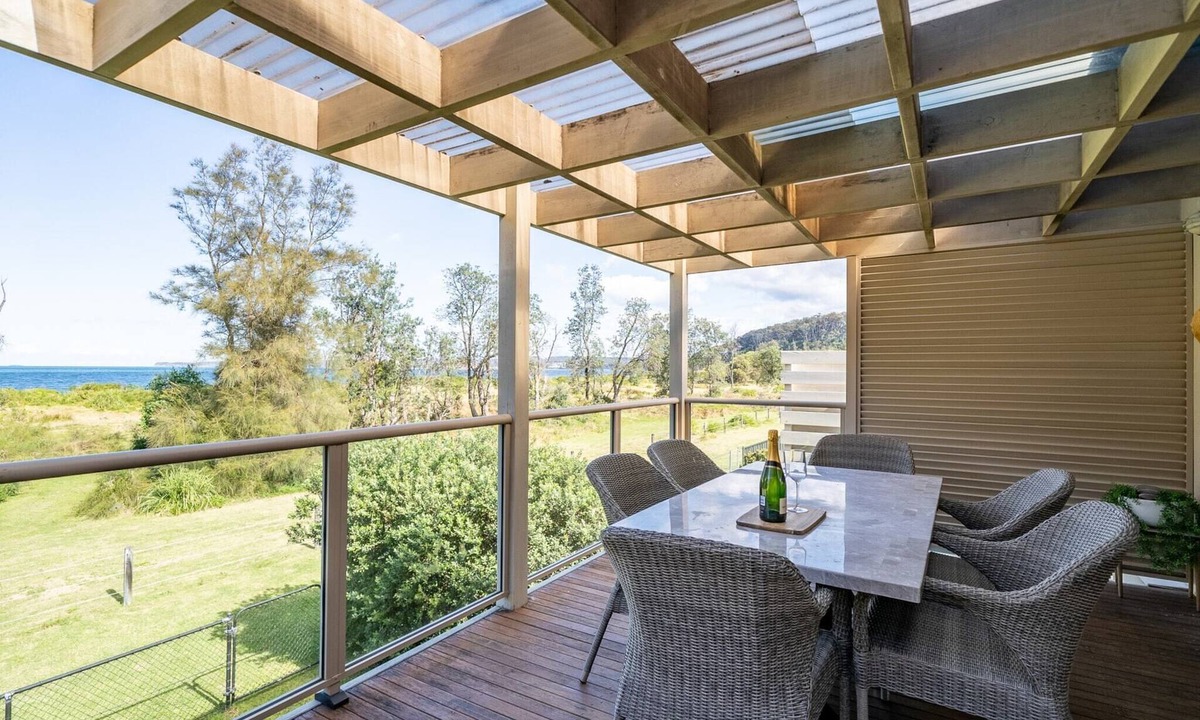 Long Beach Apartment | 3-Bed Seaside Serenity Escape at Long Beach