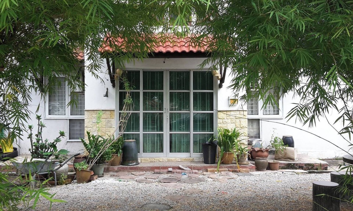 Central Seberang Perai Apartment | 3-bedroom apartment in enchanting Perai with AC comfort