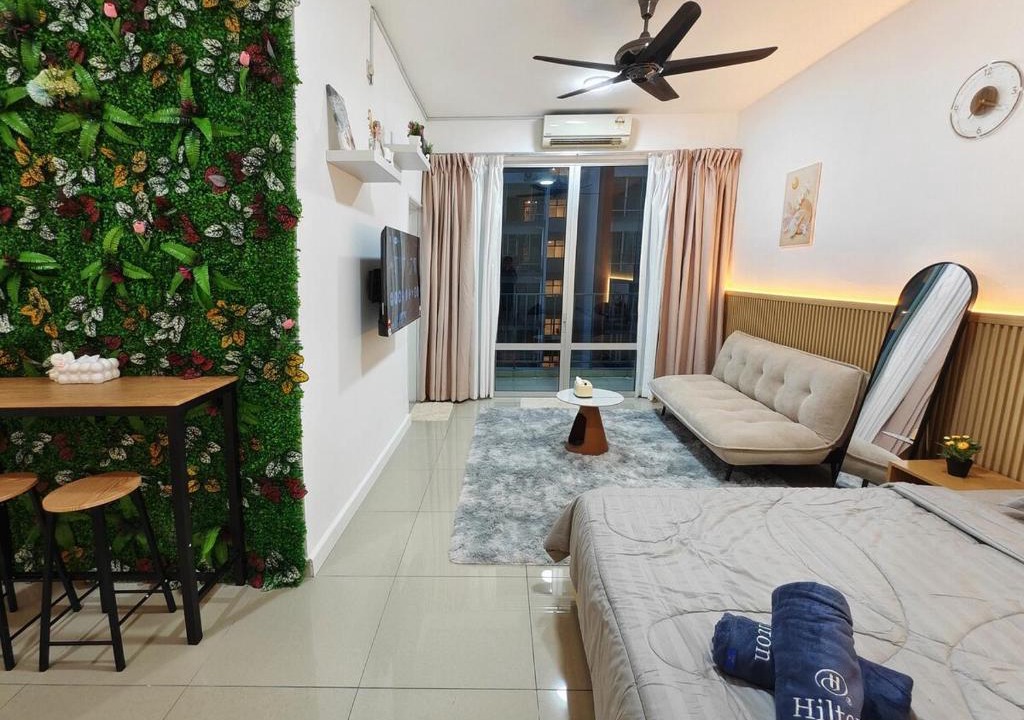 Johor Bahru Apartment | 3 min Paradigm, 5 min Sutera Mall, Garden Studio