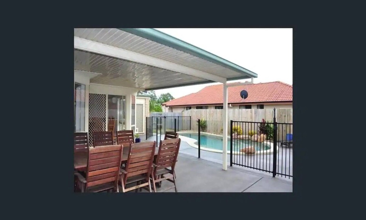 Warner House | 4 bdrm 2 bthrm home/pool. 35min -CBD