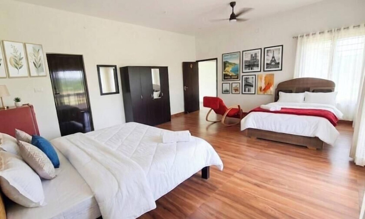 Avinashi House | 4-bedroom house in delightful Coimbatore with cool AC and space