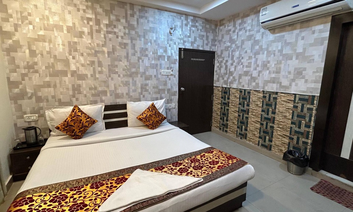 Varanasi Hotel | 45-room hotel in delightful Varanasi with WiFi, AC. Unwind in comfort