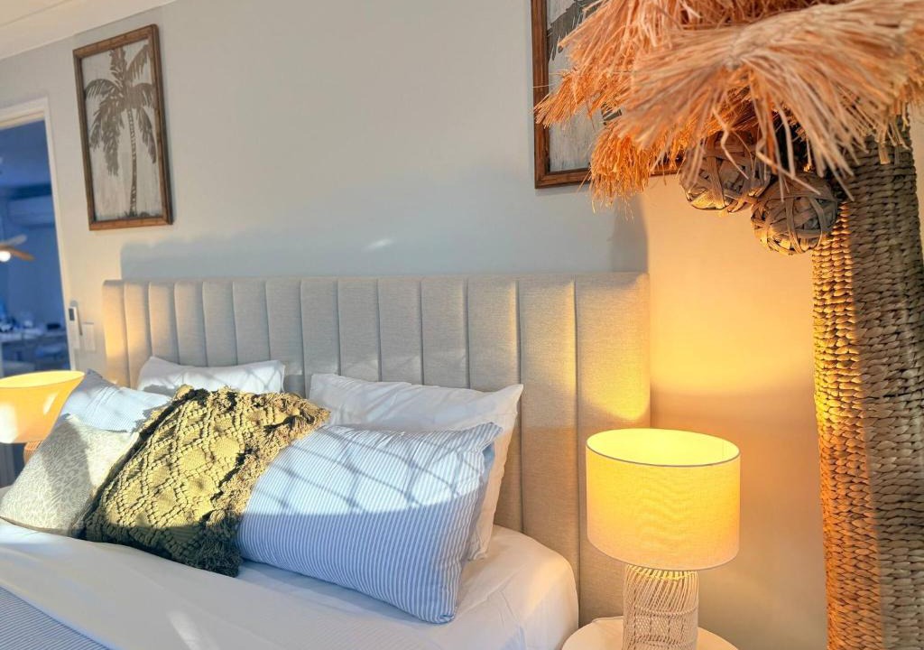 Capalaba House | 4Bed 2Bath in Capalaba Near Manly Habour, Shops & More