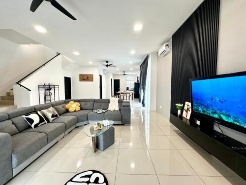Central Seberang Perai House | 4BR Cozy Villa for 16 Pax Quiet Area & Spacious