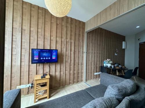 Tanjung Bungah Apartment | 4pax, 2Bedroom, Stylist Studio Unit, One One Eight