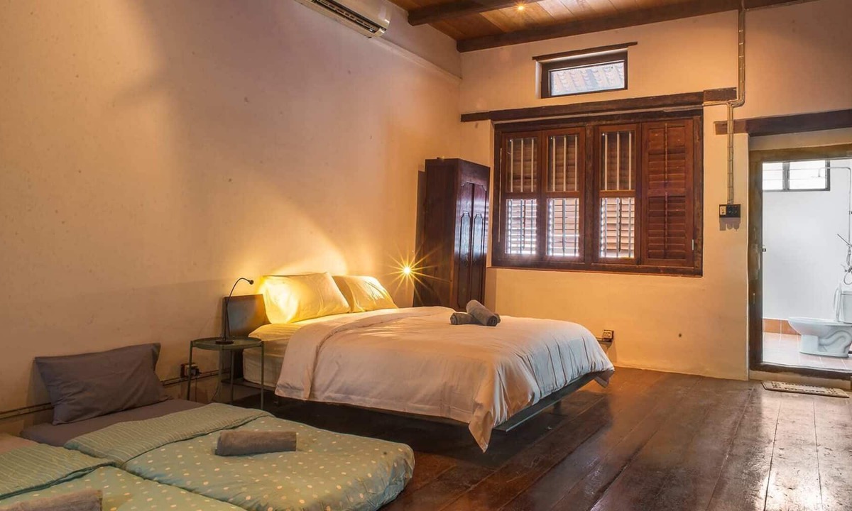 Downtown George Town House | A Comfy 1890s Heritage House at Kimberley Street