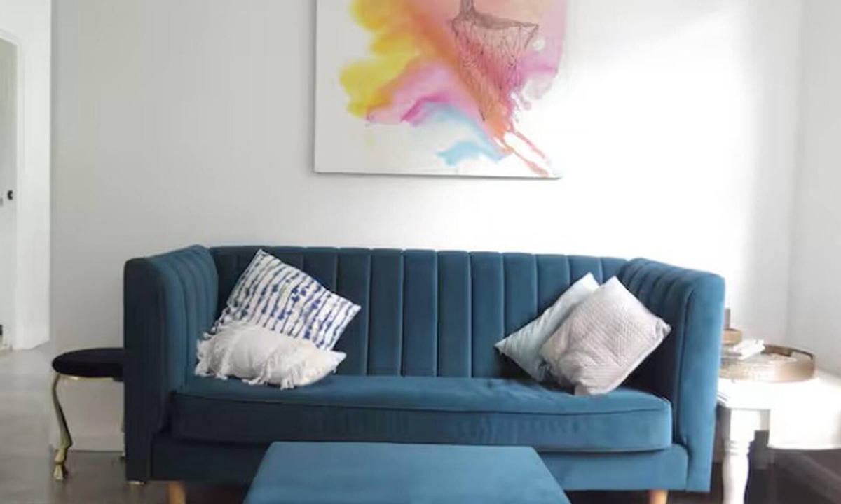 Cronulla House | A Lovely 1-bedroom house with AC in pleasant Cronulla U2