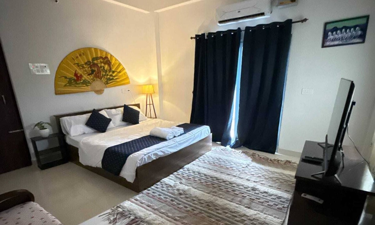 Gaya Apartment | A modern, artsy 2BHK with a splash of boho charm.