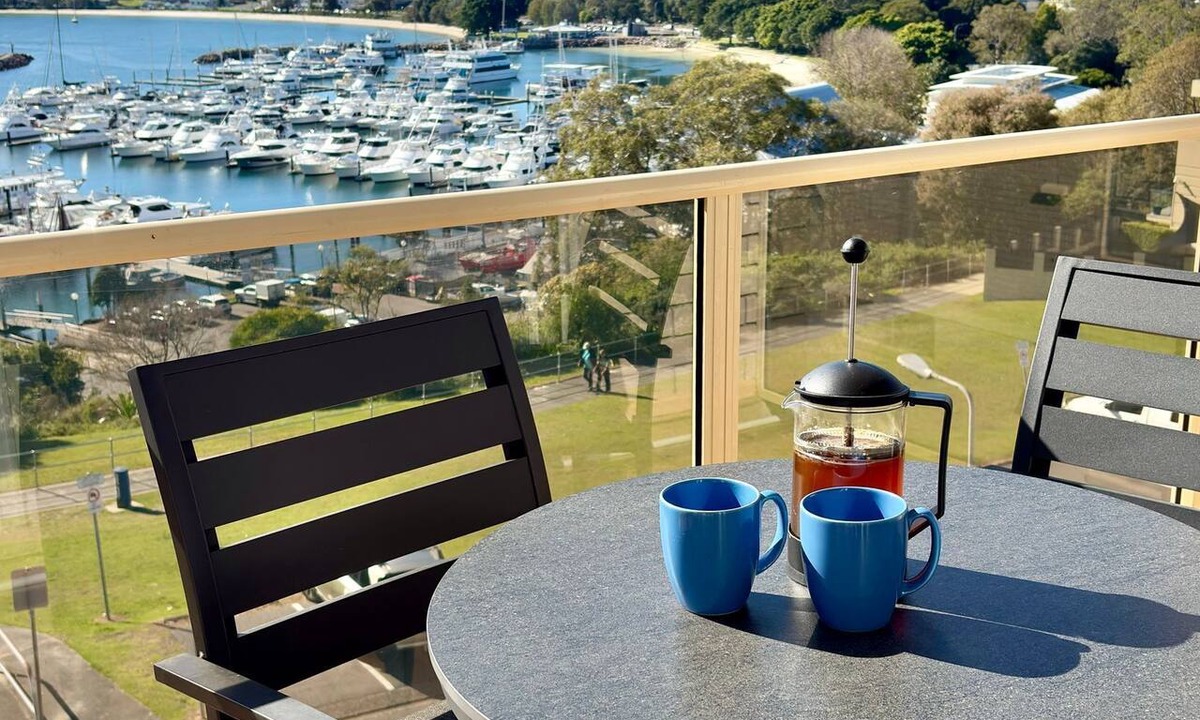 Nelson Bay Apartment | A top floor unit with panoramic views over the marina