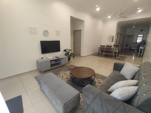 Banting House | AA Homestay Bandar Mahkota Banting