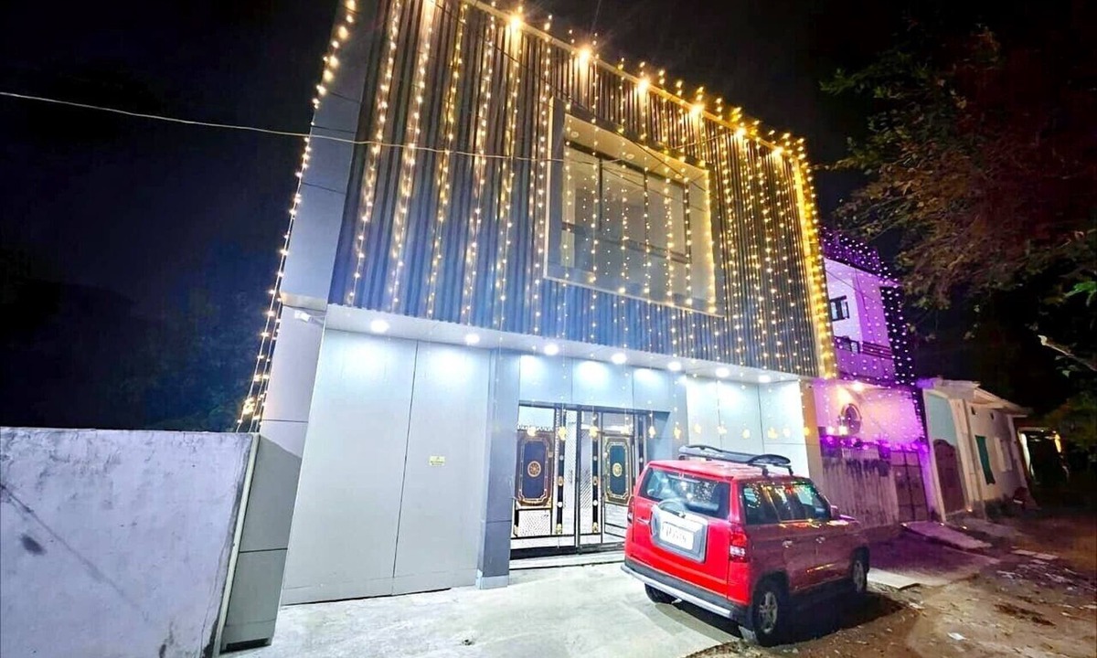 Sarnath Hotel | Aakriti's Home Stay