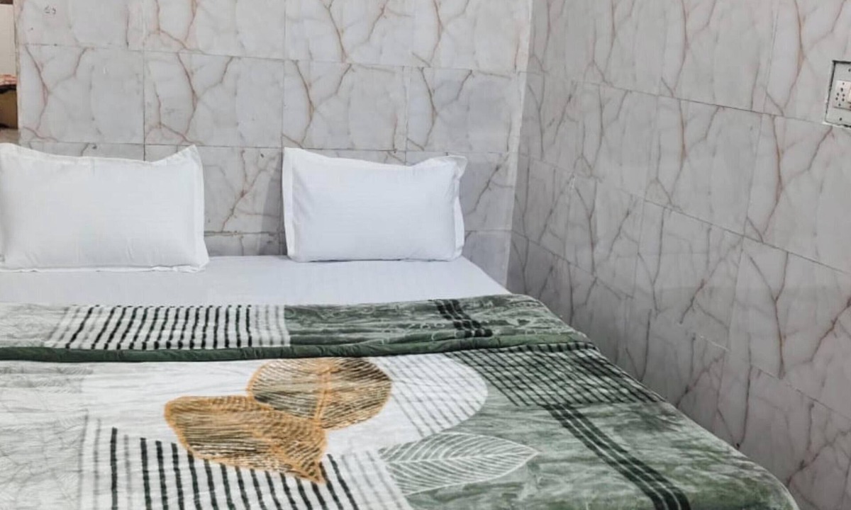 Chittorgarh Hotel | Adhyaksh Chittorgarh Hotel nr. Bus Stand