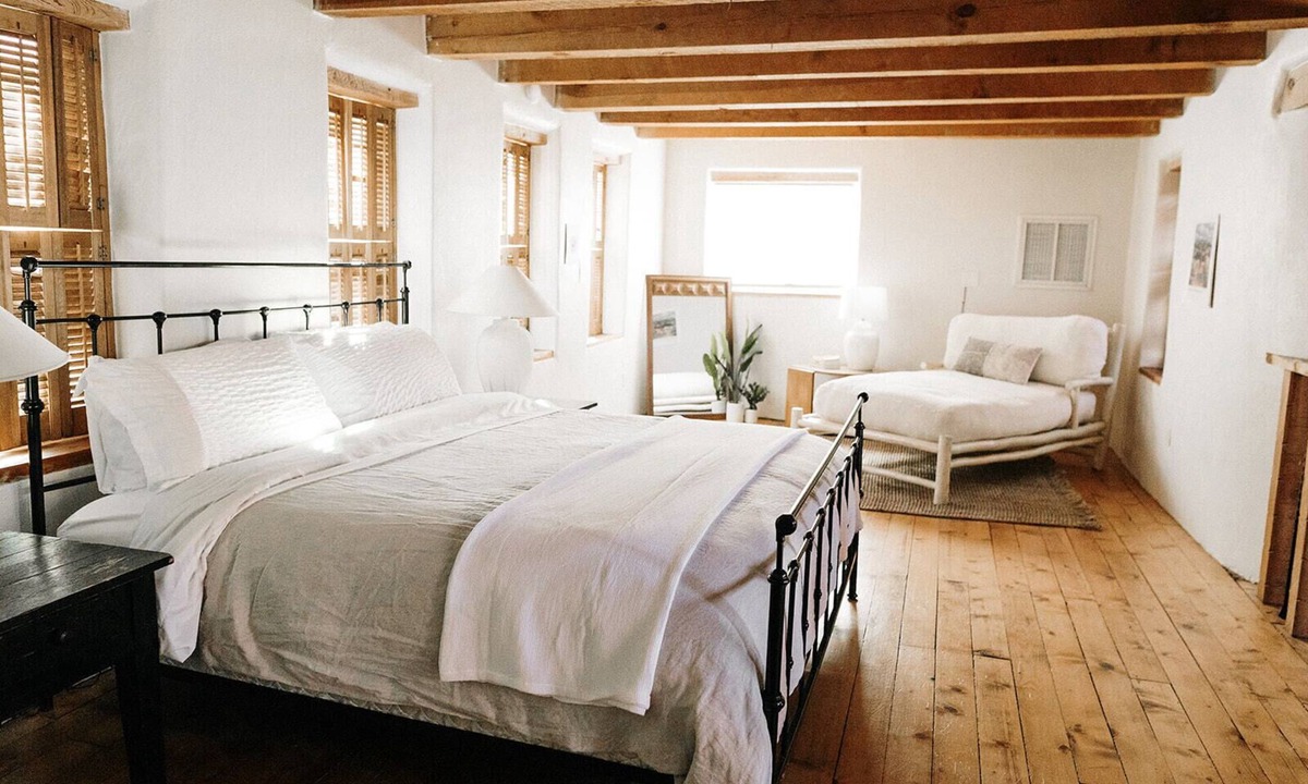 Albuquerque House | Adobe Compound for 11 with Sauna, Fire Pit, 2 Kitchens near Balloon Fiesta Park