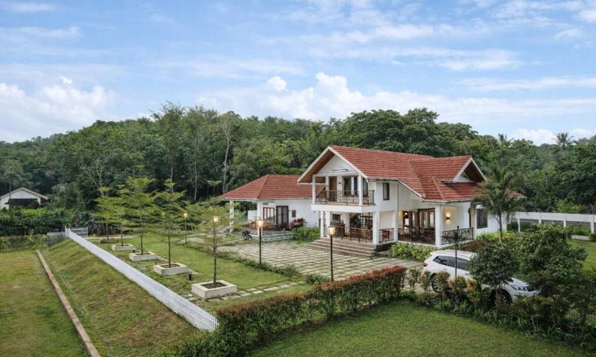 Sangameswarpet Resort | Akruthi Palm Pavilion Resort