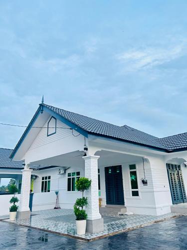 Kampong Raja House | Alaisya Homestay