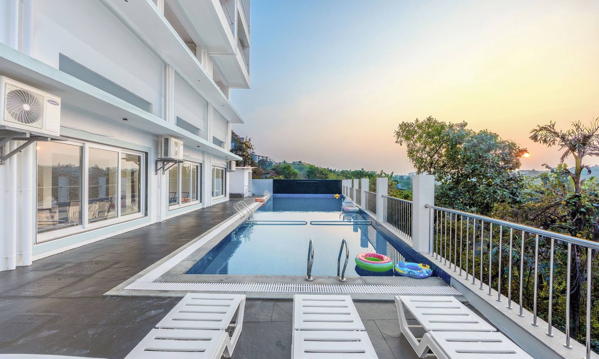 Chicalim Hotel | Alaya Stays Midpoint UNO 1 Room Suites