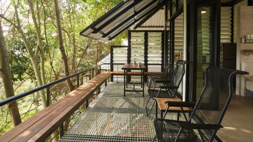 Hulu Selangor House | Amazing Mountain View Lodge with Pool