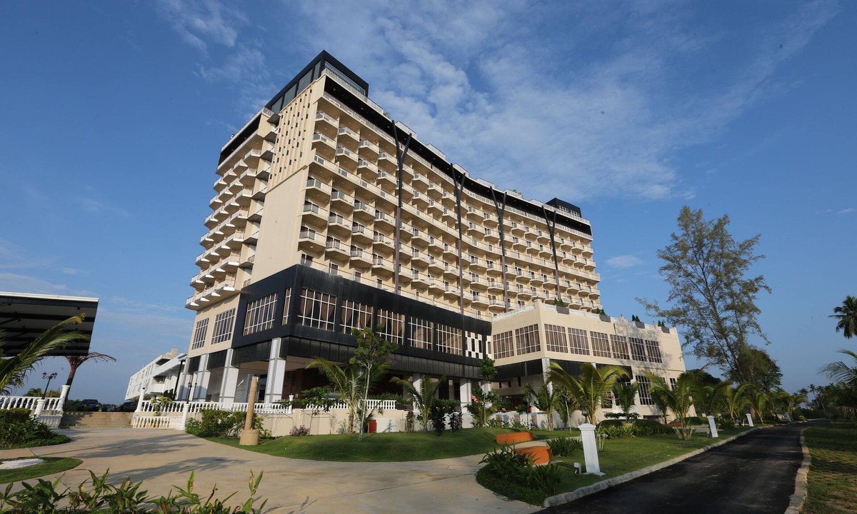 Bandar Penawar Hotel | Amerald Resort Hotel Desaru