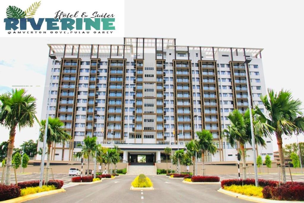 Pulau Carey Resort | Amverton Cove Golf & Island Resort