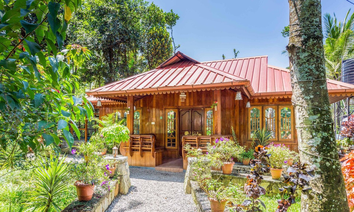 Udumbanchola Villa | ANS MARIYA HOLIDAYS , MUNNAR
