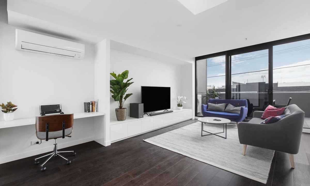 Richmond North House | Appleton Heights A Modish Two storey Townhouse