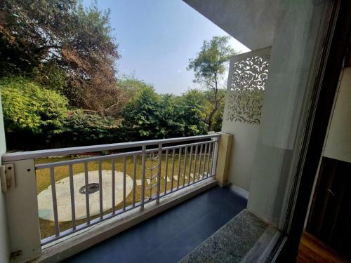 DLF Phase 3 Hotel | Arch Place