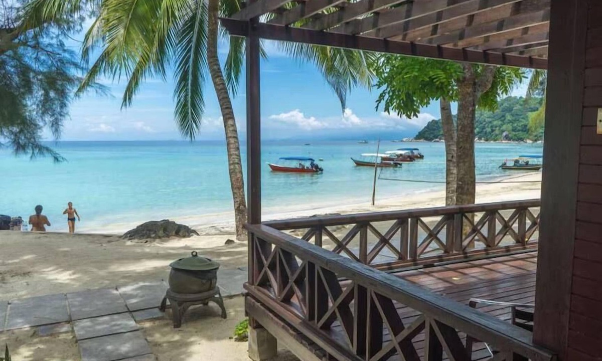 Pulau Perhentian Besar Resort | Arwana Beachfront Resort - Pulau Besar