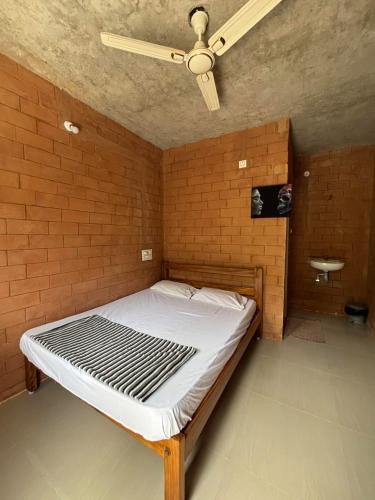 Auroville Hostel | Auro Waves Rooms & Hostel