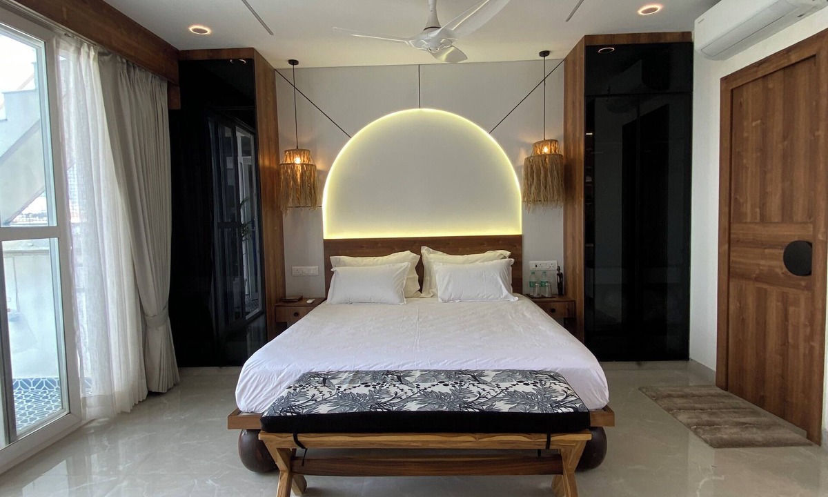 Patel Nagar House | Avyam Blue Terrace Apartment in New Delhi! Room-1 (Deluxe)