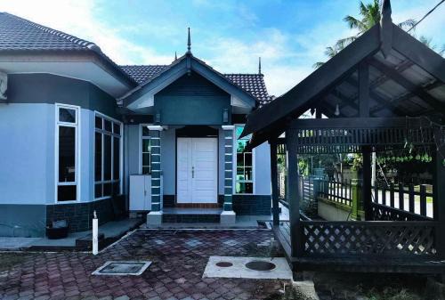Marang House | Azihar Homestay Marang