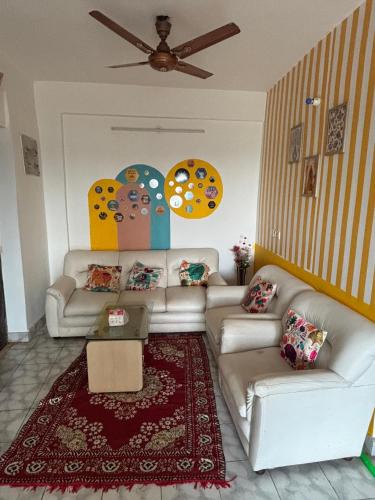 Barasat Apartment | Azure Courtyard - vibrant and cozy vibe