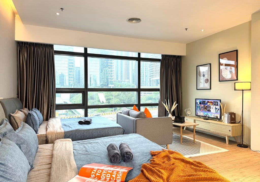 Taman Bukit Pantai Apartment | Bangsar Trade Centre Premium Suites