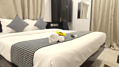 Baner Hotel | Basil Inn