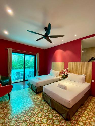 Tanjung Bungah Hotel | Bayu Bayu Hotel by Soft Loft