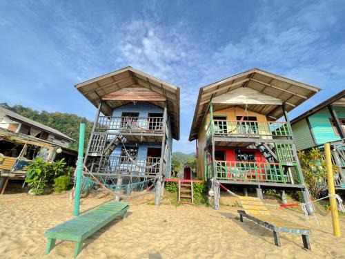 Tioman Island Resort | Beach Shack Tioman - Beachfront Seaview