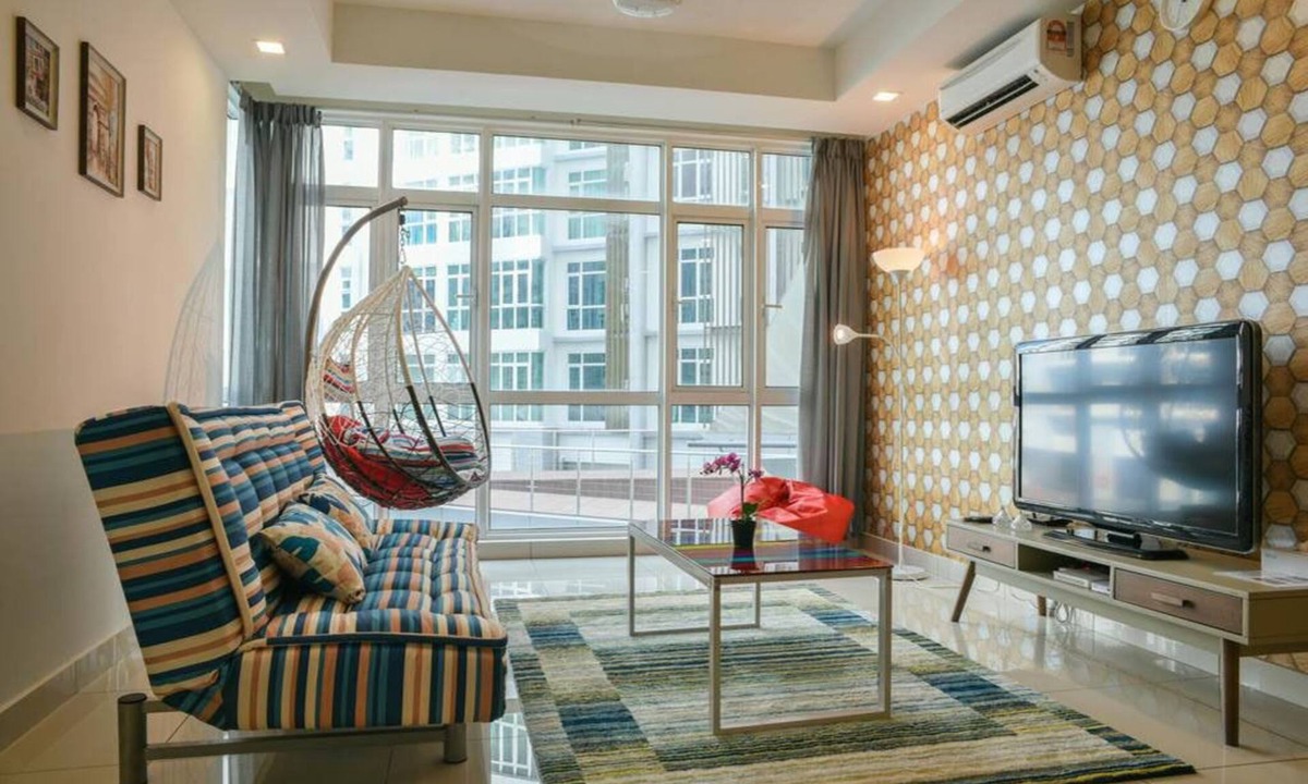 Bandar Tun Razak Apartment | Beautiful house facing infinity pool new Kuala Lumpur and Putrajaya