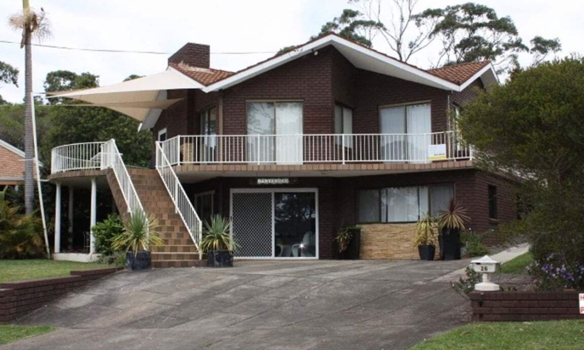 Bendalong House | Belong At Bendalong - Listen to the water and admire the scenery