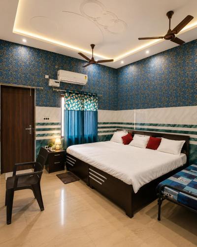 Ayodhya Hotel | Bholenath Guest House 500 Mitter From Shree Ram Manidr
