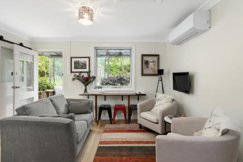 Blackheath Apartment | Blackheath Suite (2 b/rooms) Family/Pet Friendly