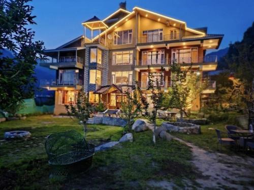 Jagatsukh Hotel | Bliss of Heaven