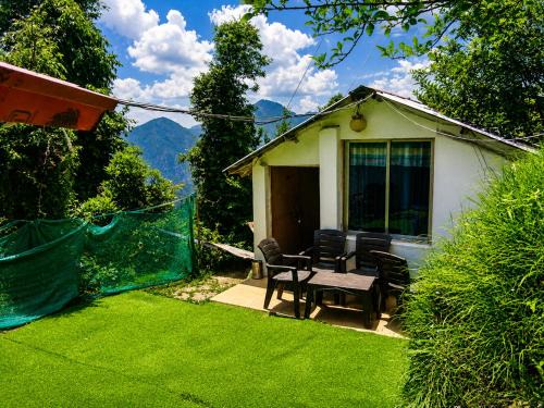 Kanatal Resort | Bliss of nature