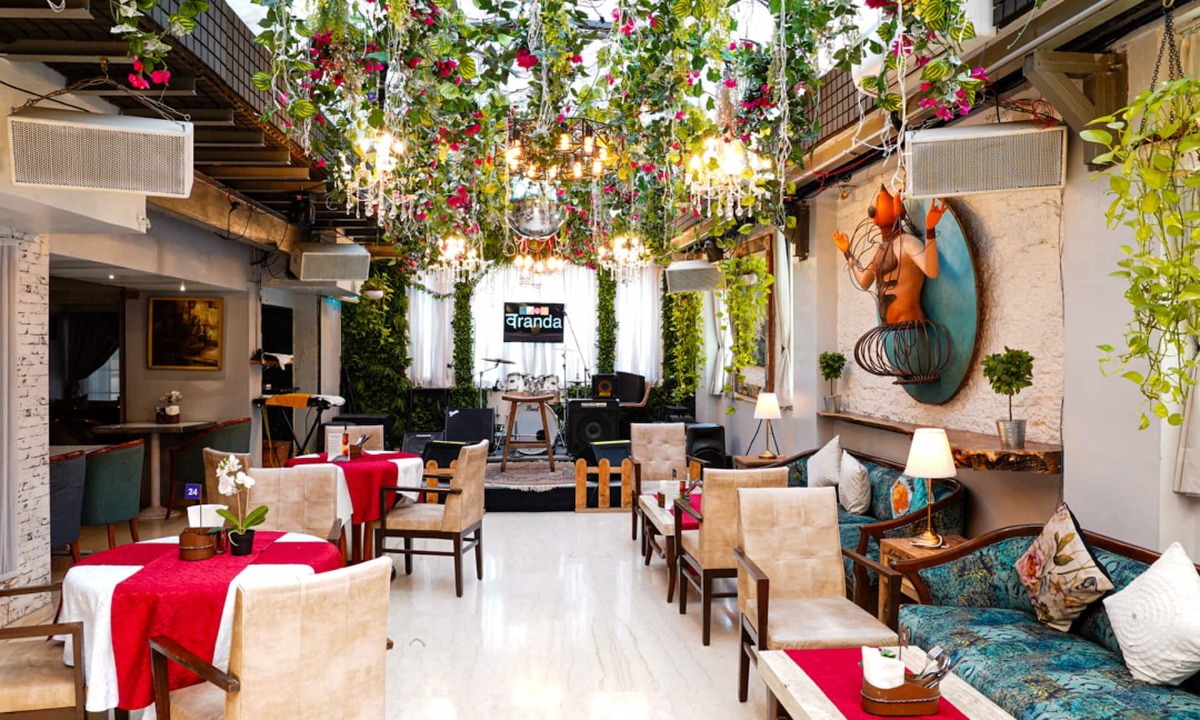 Bandra West Hotel | Bloom Boutique - Bandra