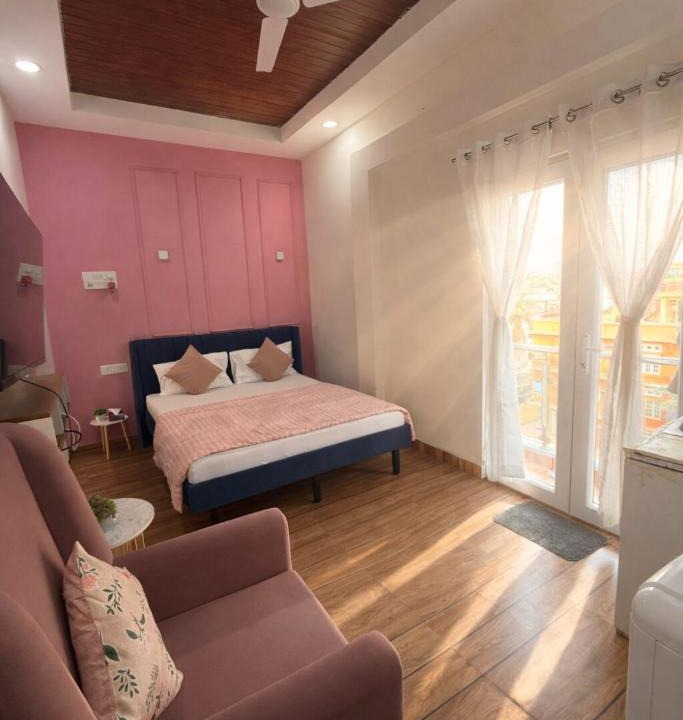 Hatigaon Apartment | Blush - Tiny Studio - by BeauMonde Studio
