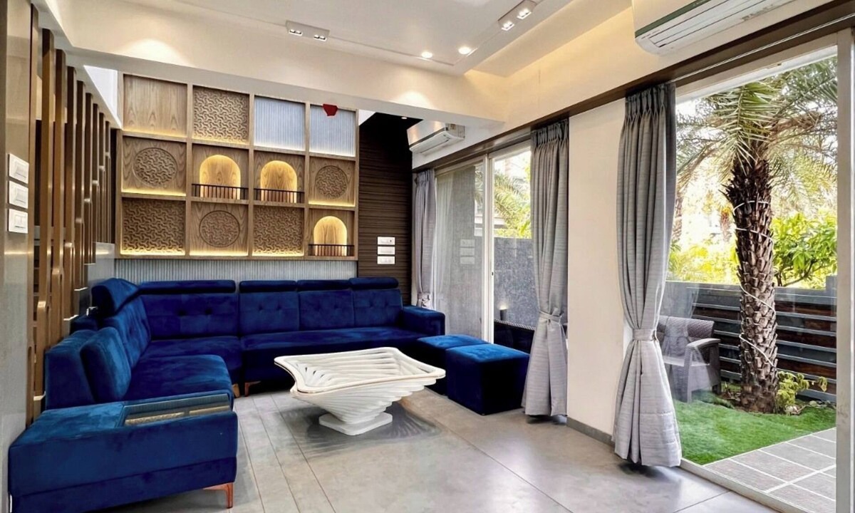 Tungarli Hotel | Boss 3 BHK With Pvt Pool By Stellar Stays