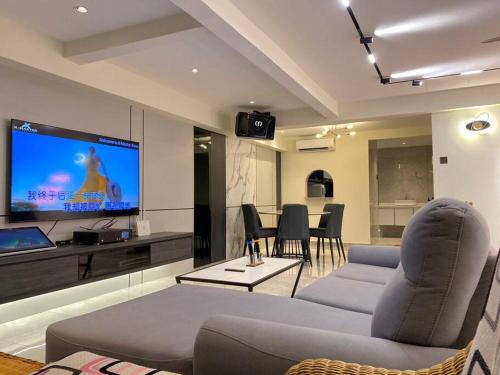 Taman Desa Damai House | Brand New Premium House & Karaoke @BM Near Iconcity